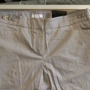 BNWT NY&co size 8 Bermuda city short